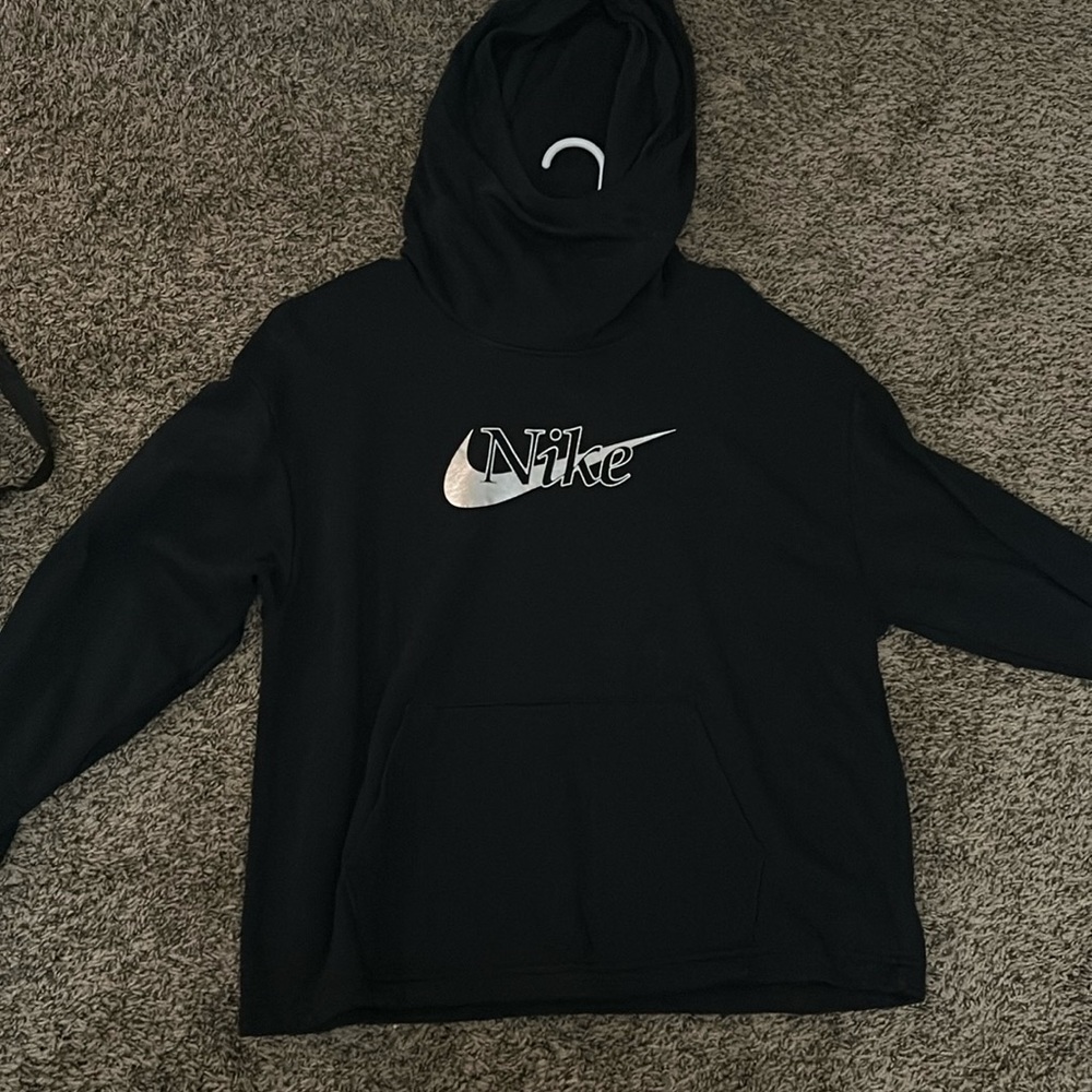 black nike hoodie